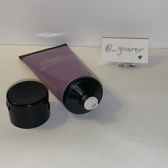 Dermadoctor Kakadu C Brightening Daily Cleanser - Picture 3 of 7